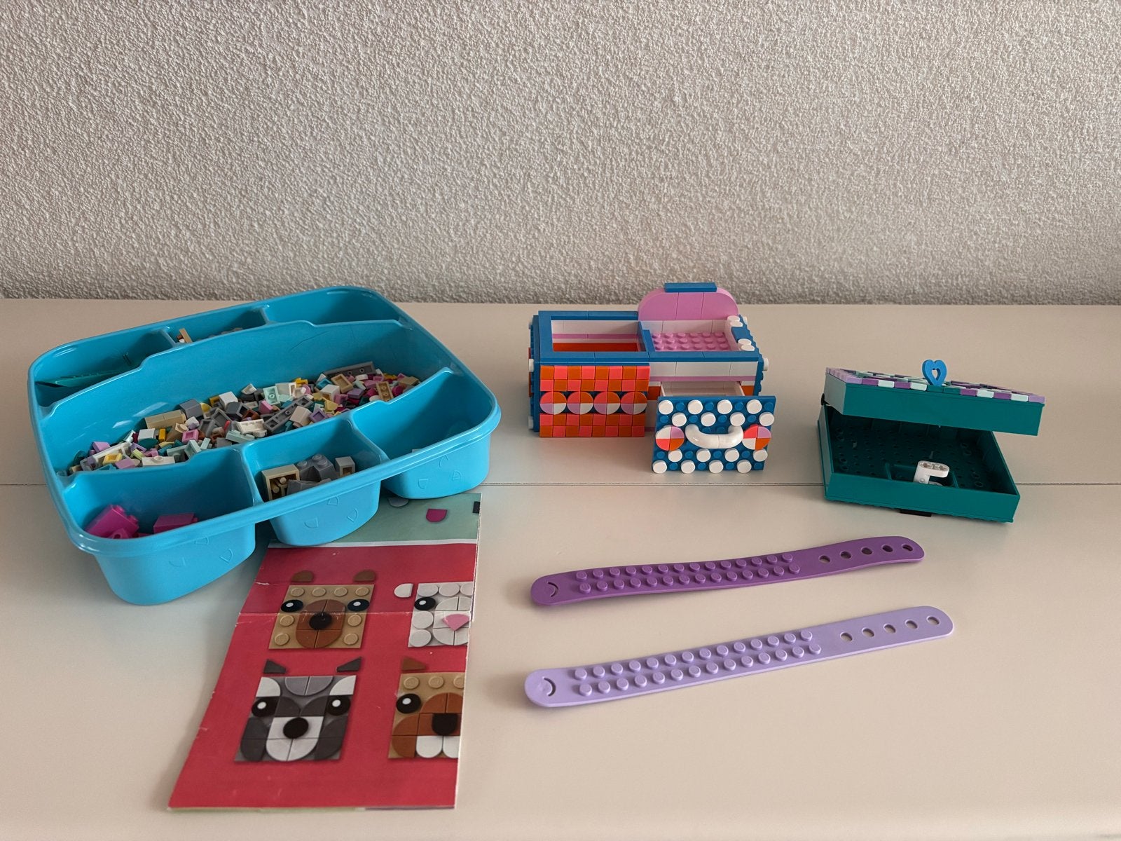 Lego Dots oa 41907 pennenbakje en 41925 geheimen doosje, Ophalen of Verzenden, Zo goed als nieuw