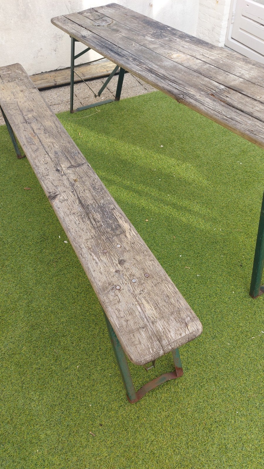 Robuuste houten biertafel met metalen onderstel, Tuin en Terras, Ophalen of Verzenden, Gebruikt, Rechthoekig