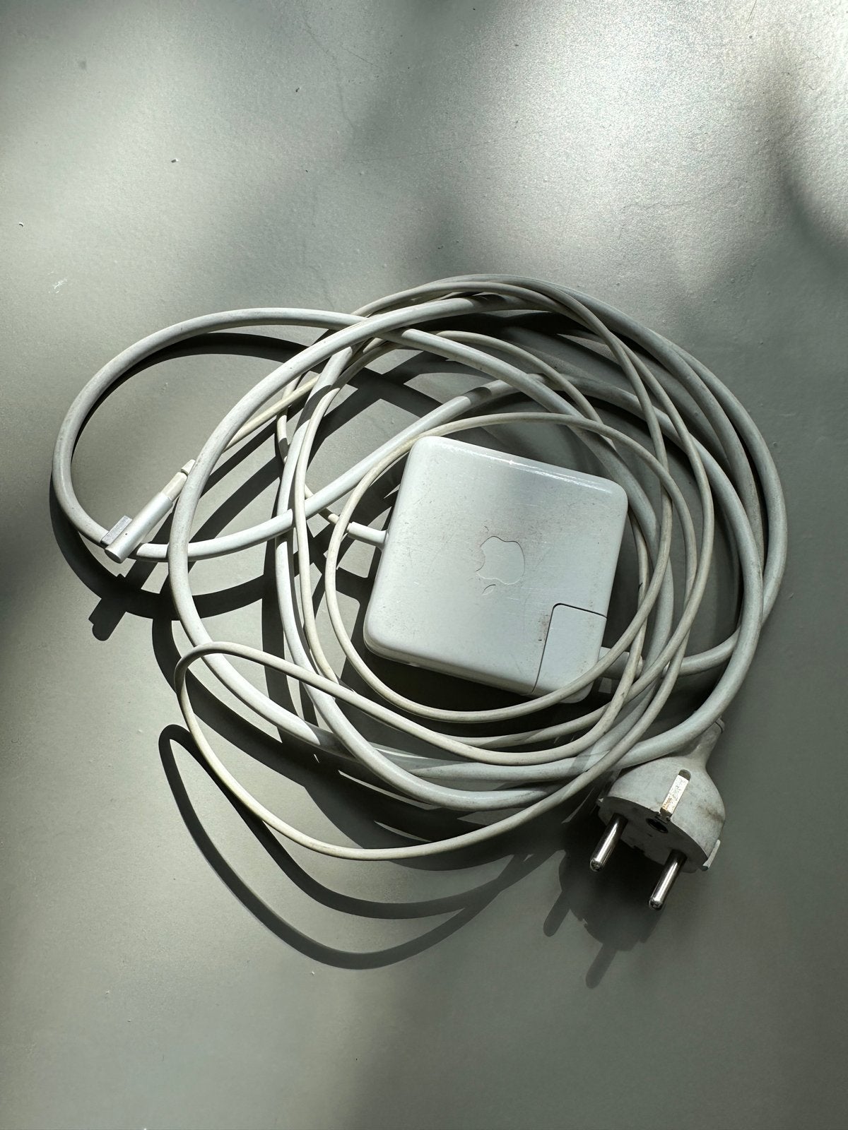 Apple originele Magsafe power adapter 60W, Computers en Software, Verzenden, Gebruikt