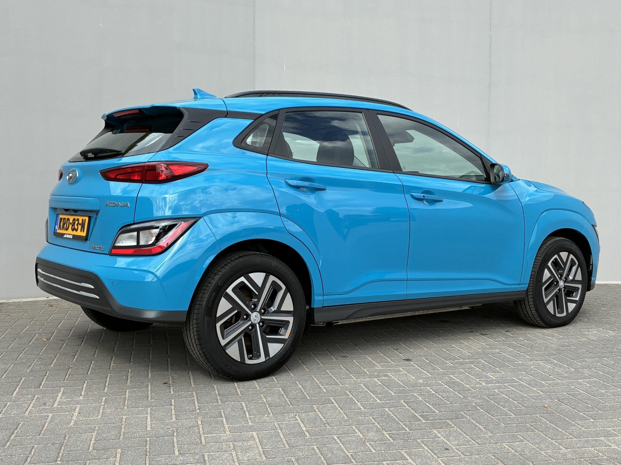 Hyundai Kona EV Comfort 39 kWh / SOH 100% / Fabrieksgarantie, Auto's, Blauw, 39 kWh, 305 km, SUV of Terreinwagen