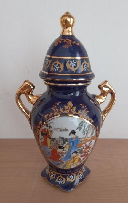Klein Chinees vaasje, Antiek en Kunst, Verzenden