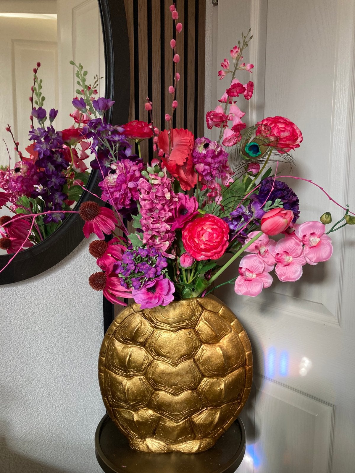Vaas Schild met Zijden bloemen Compleet, Ophalen of Verzenden, Nieuw, Bloemstuk