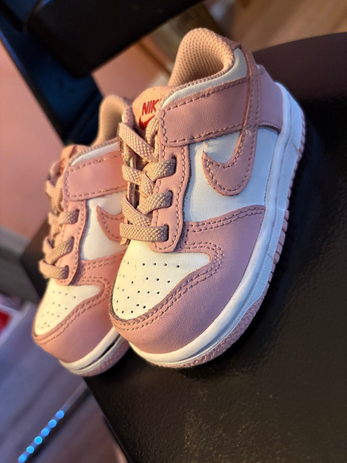 Nike Dunk Low Roze Baby Sneakers - Maat 22, Ophalen of Verzenden, Zo goed als nieuw, Meisje, Schoenen
