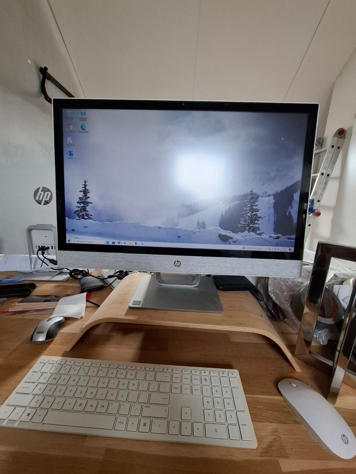 HP All-in-One Desktop PC - ZGAN, Computers en Software, 2 tot 3 Ghz, Met monitor, 8 GB, Ophalen of Verzenden