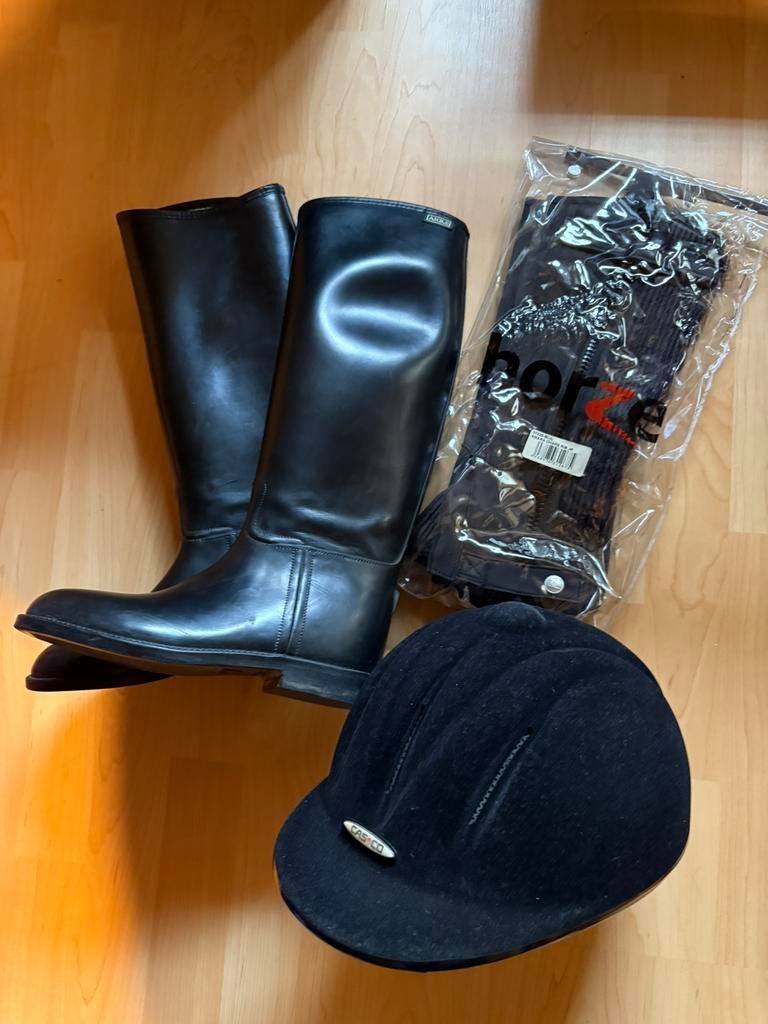 Paardrij set kids, laarsen 37 ,cap en chaps, Ophalen, Kinderen, Dressuur, Zo goed als nieuw