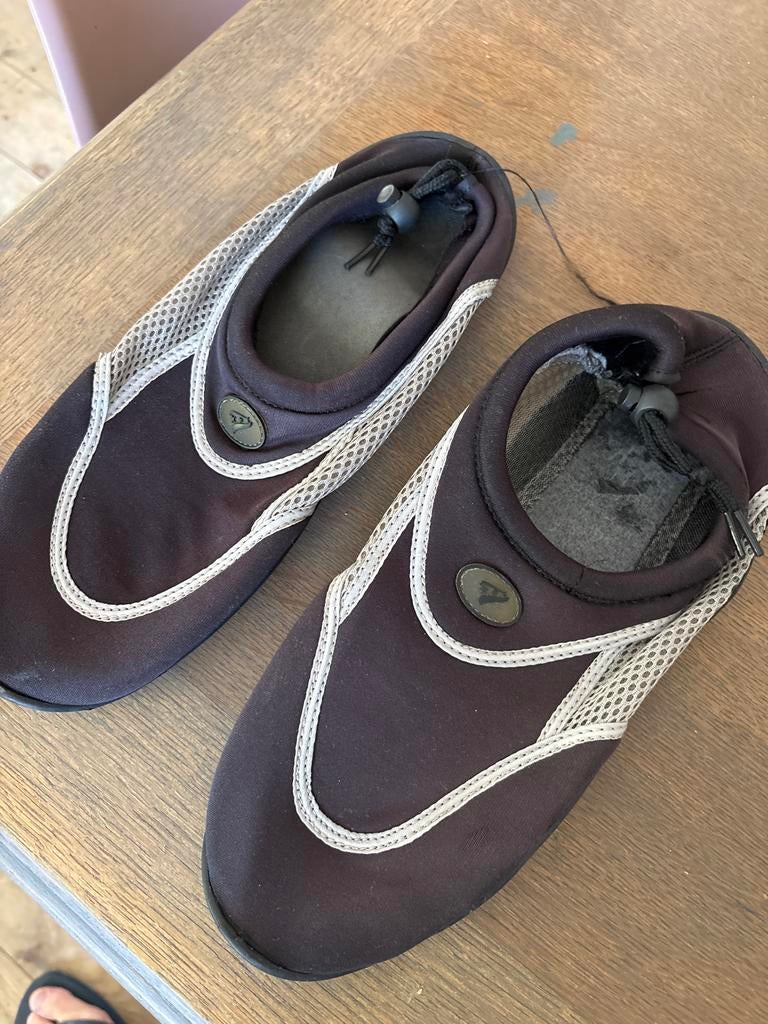 Waterschoenen maat 45 - Ideaal voor wateractiviteiten, Watersport en Boten, Watersportkleding, Ophalen of Verzenden, Gebruikt