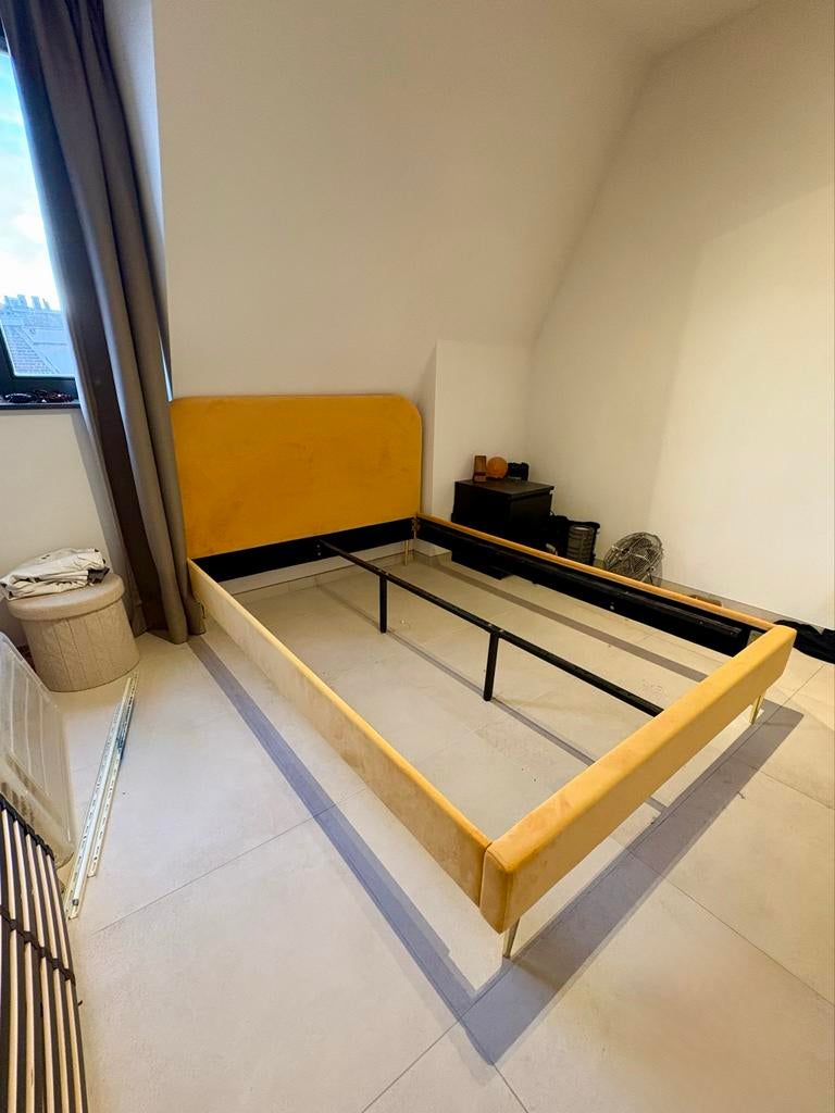 Tweepersoonsbed (140 CM) optie met lattenbodems en matras, Huis en Inrichting, Slaapkamer | Bedden, Ophalen, Overige kleuren, Tweepersoons