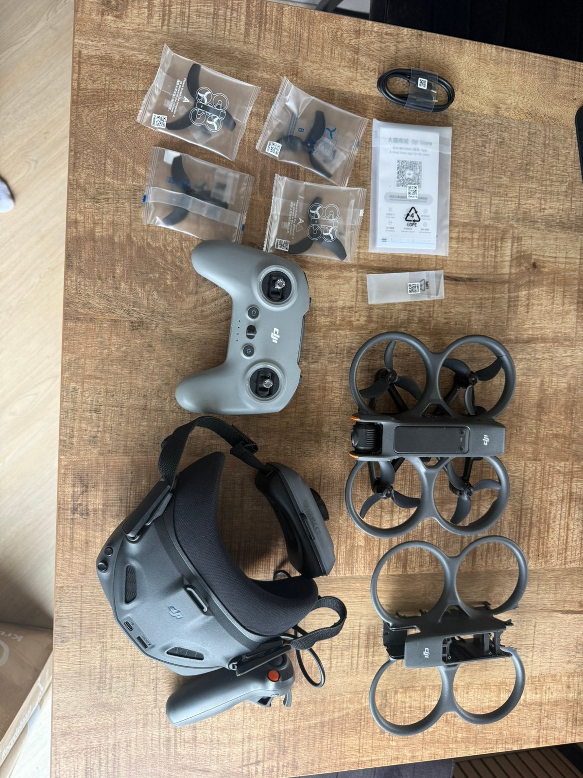 Dji Avata 2, Cameradrone, Ophalen of Verzenden, Zo goed als nieuw, DJI