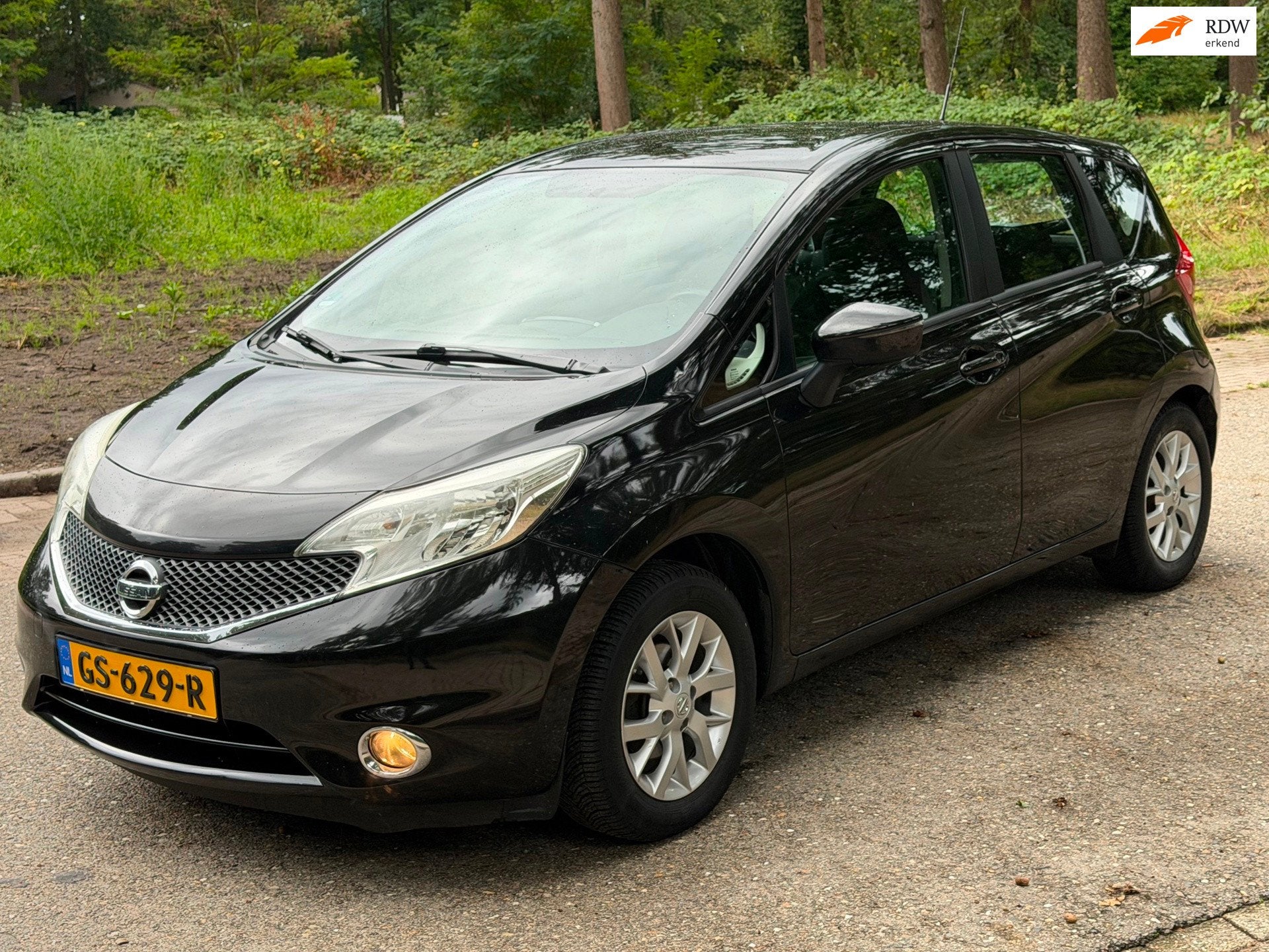 Nissan Note 1.5 dCi Acenta 2014 zwart airco nieuwstaat, Auto's, Voorwielaandrijving, Euro 5, Gebruikt, Zwart