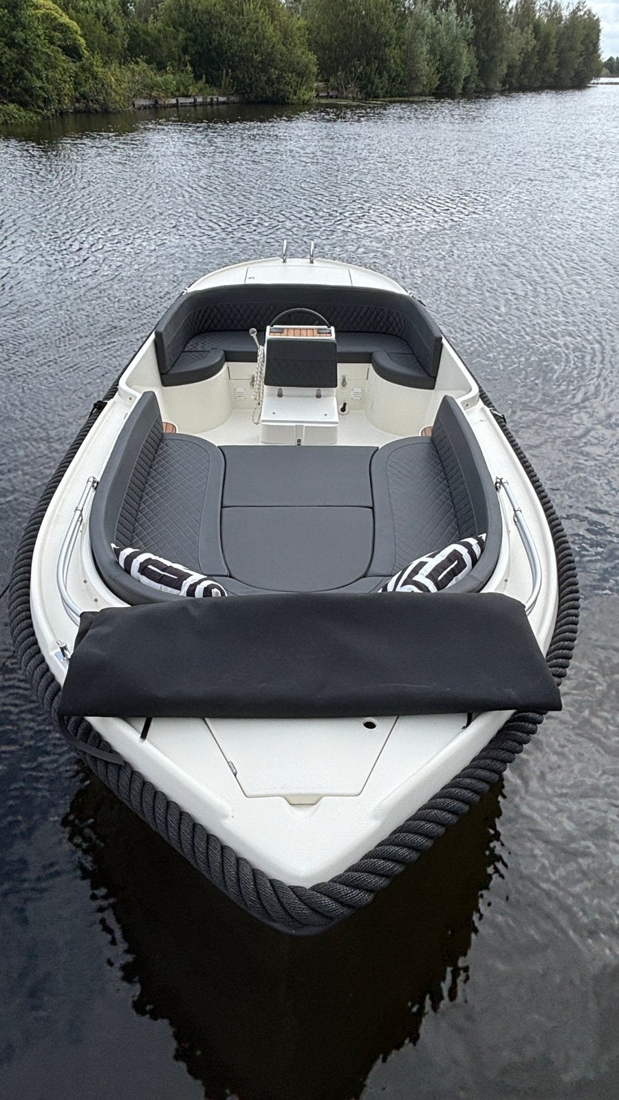 Oud Huijzer 575 Luxury Sloep – Luxe, Compleet en Vaarklaar!, Ophalen, Zo goed als nieuw, Oud Huijzer, 20 pk