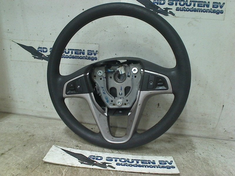 Stuur Hyundai i20 (2008-09/2012-12) 561131J700, Hyundai Motor Deutschland GmbH, Gebruikt, Hyundai, Kaiserleipromenade 5, Offenbach am Main 63067, , Duitsland