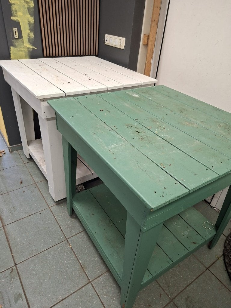 Set van 5 gekleurde bijzettafels met wieltjes, Ophalen, Overige materialen, Gebruikt, 75 cm of meer