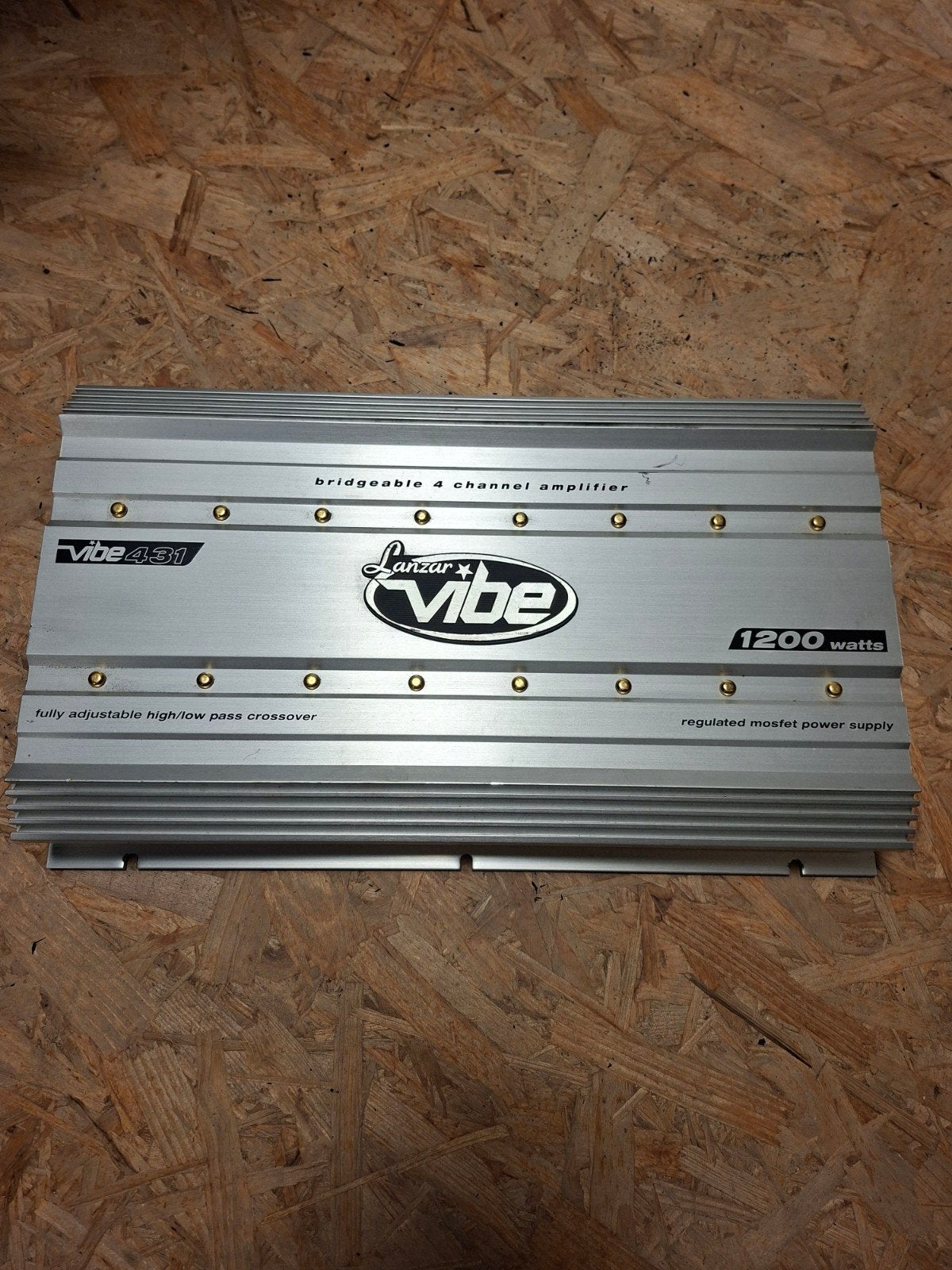 Lanzar Vibe 431 1200 Watt 4-kanaals versterker, Ophalen of Verzenden, Gebruikt