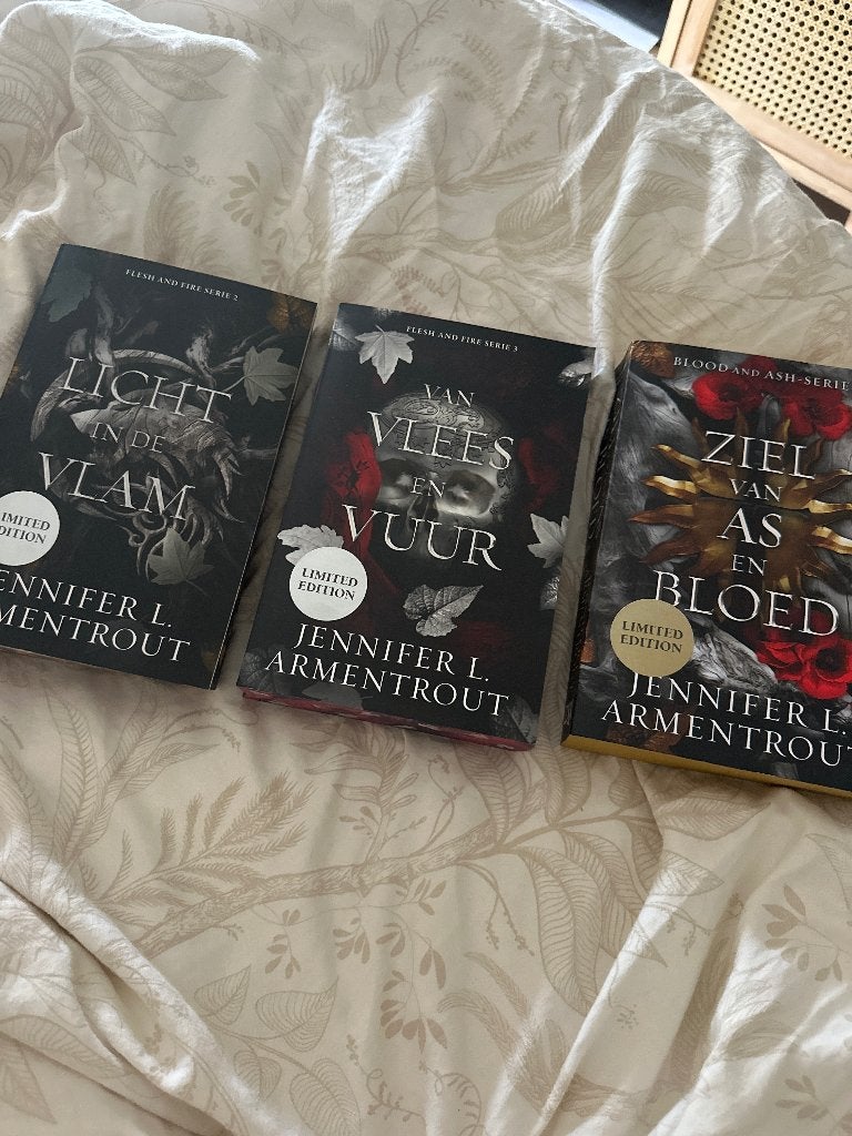 Boeken flesh and fire serie, Ophalen, Gelezen, Jennifer L. Armentrout