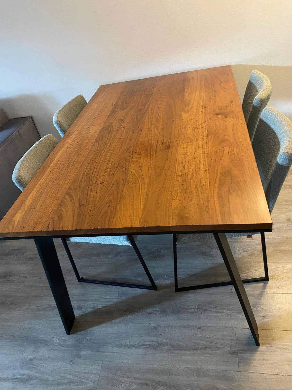 Enzo Luca eettafel met 4 stoelen - Zo goed als nieuw, Modern, Industrieel, 50 tot 100 cm, Zo goed als nieuw, Vijf personen of meer