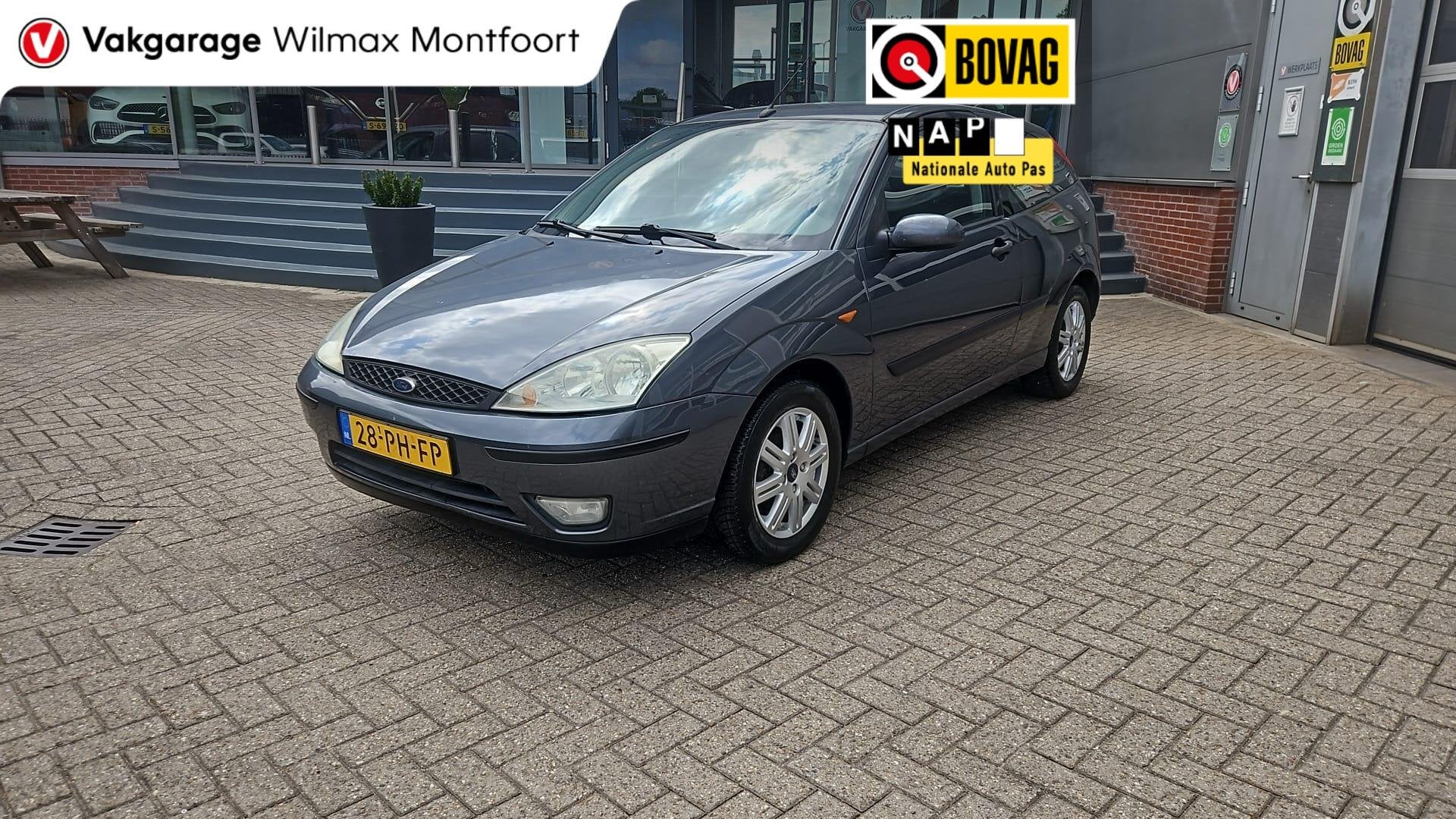 Ford Focus 1.6-16V Futura|Leder|Koude Airco|Clima|Volledige, Auto's, 1596 cc, 4 cilinders, Automatische klimaatregeling, 49 €/maand