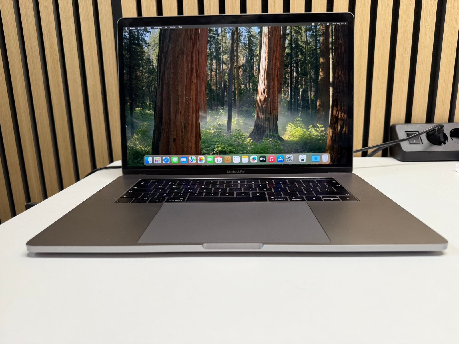 MacBook Pro 15inch | i7 6-Core | 16GB | 512GB SSD |, Computers en Software, Apple Macbooks, 2 tot 3 Ghz, 15 inch, Zo goed als nieuw