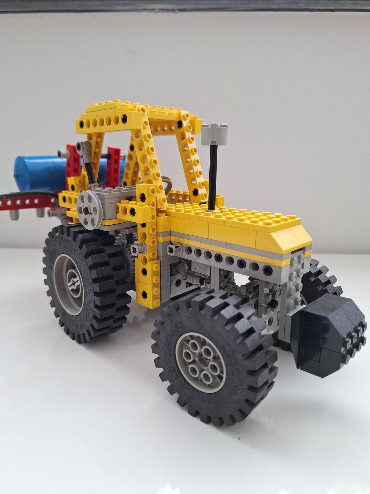Lego Technic 8849 Tractor met sproeier (vintage), Ophalen of Verzenden, Gebruikt, Overige merken