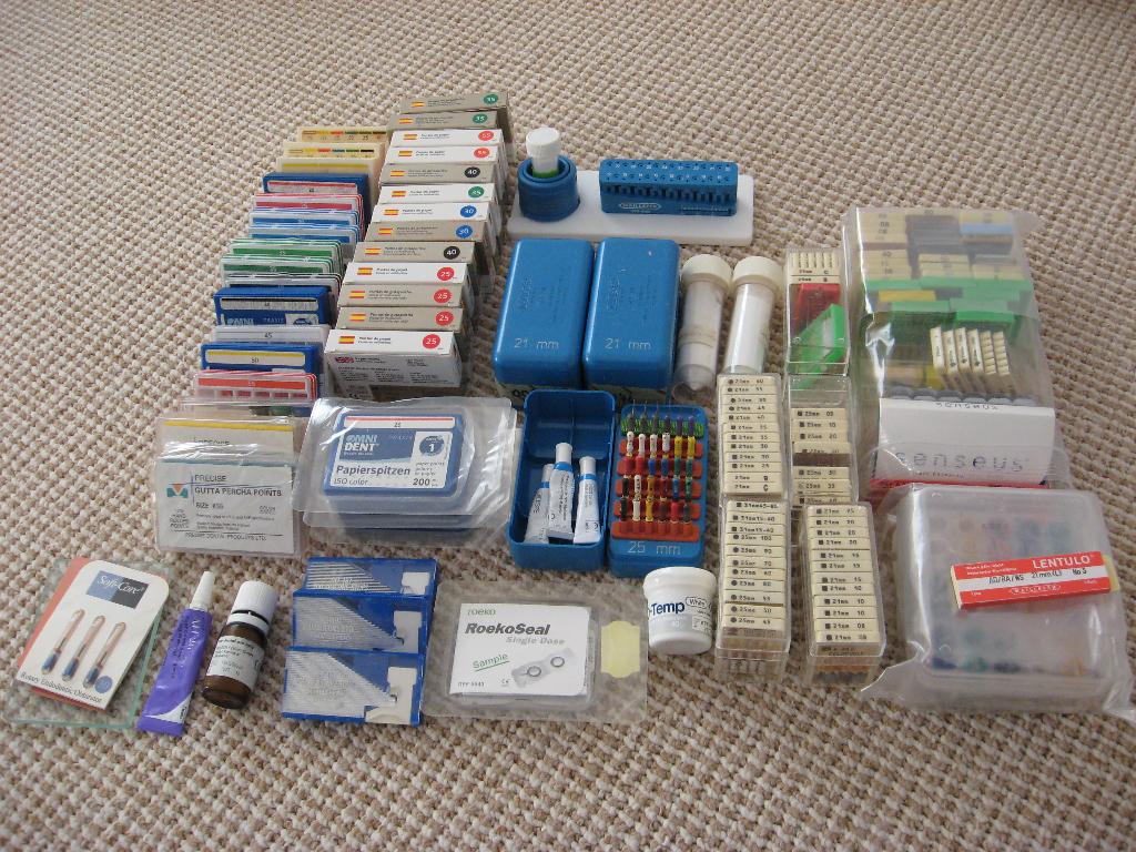 Tandheelkunde endo materialen en instrumenten - tandarts, Diversen, Braces, Ophalen of Verzenden, Nieuw