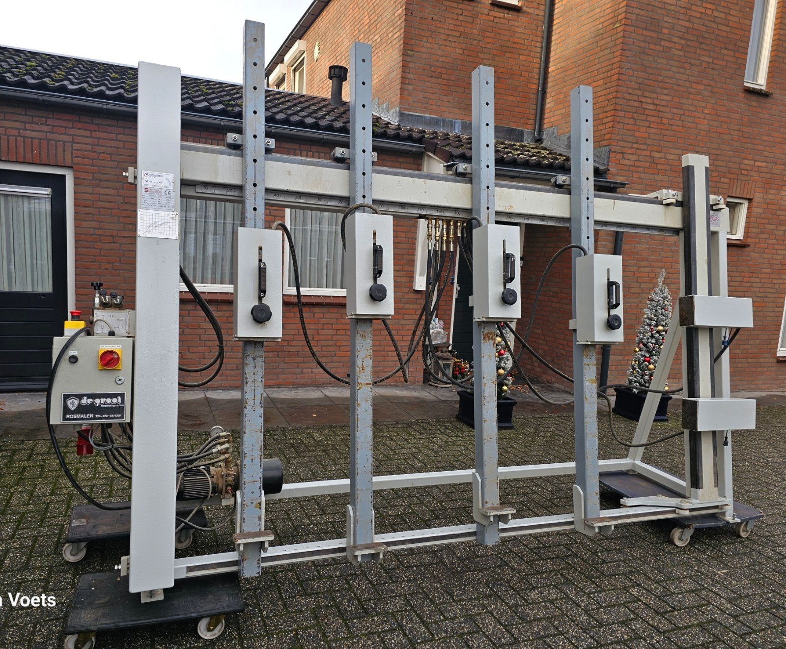 Opsluitbank  / Lijmpers hydraulisch Merk Stromab, Ophalen, Gebruikt
