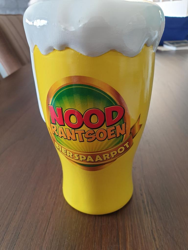 Noodrantsoen Bierspaarspot - Unieke Spaarpot, Ophalen of Verzenden, Gebruikt, Overige materialen