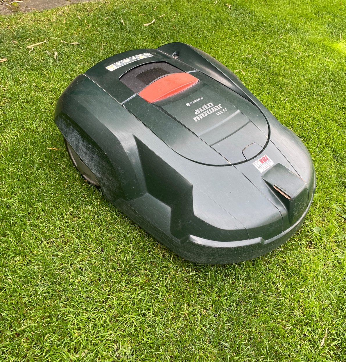 Robotmaaier Husqvarna 220ac Automower, Ophalen, Gebruikt, 20 tot 25 cm