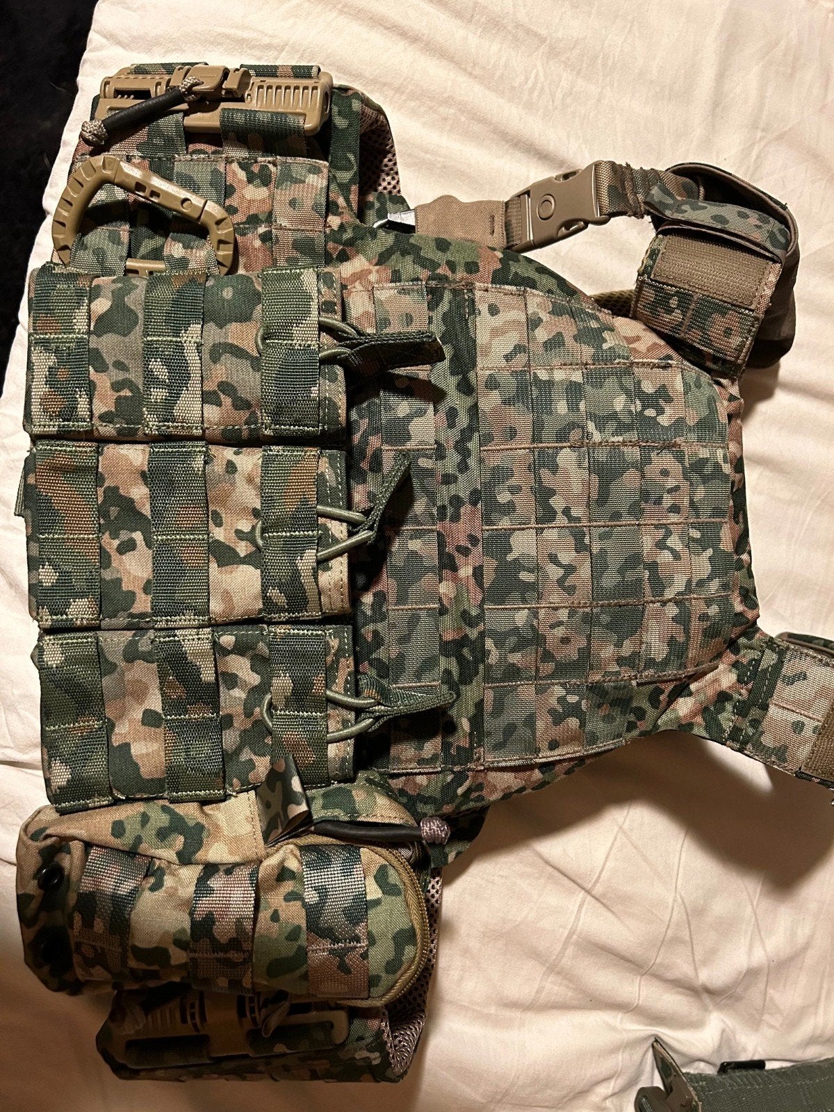 Nfp B vesten gezocht voor Peloton 3-2 KNR, Ophalen of Verzenden, Landmacht, Nederland