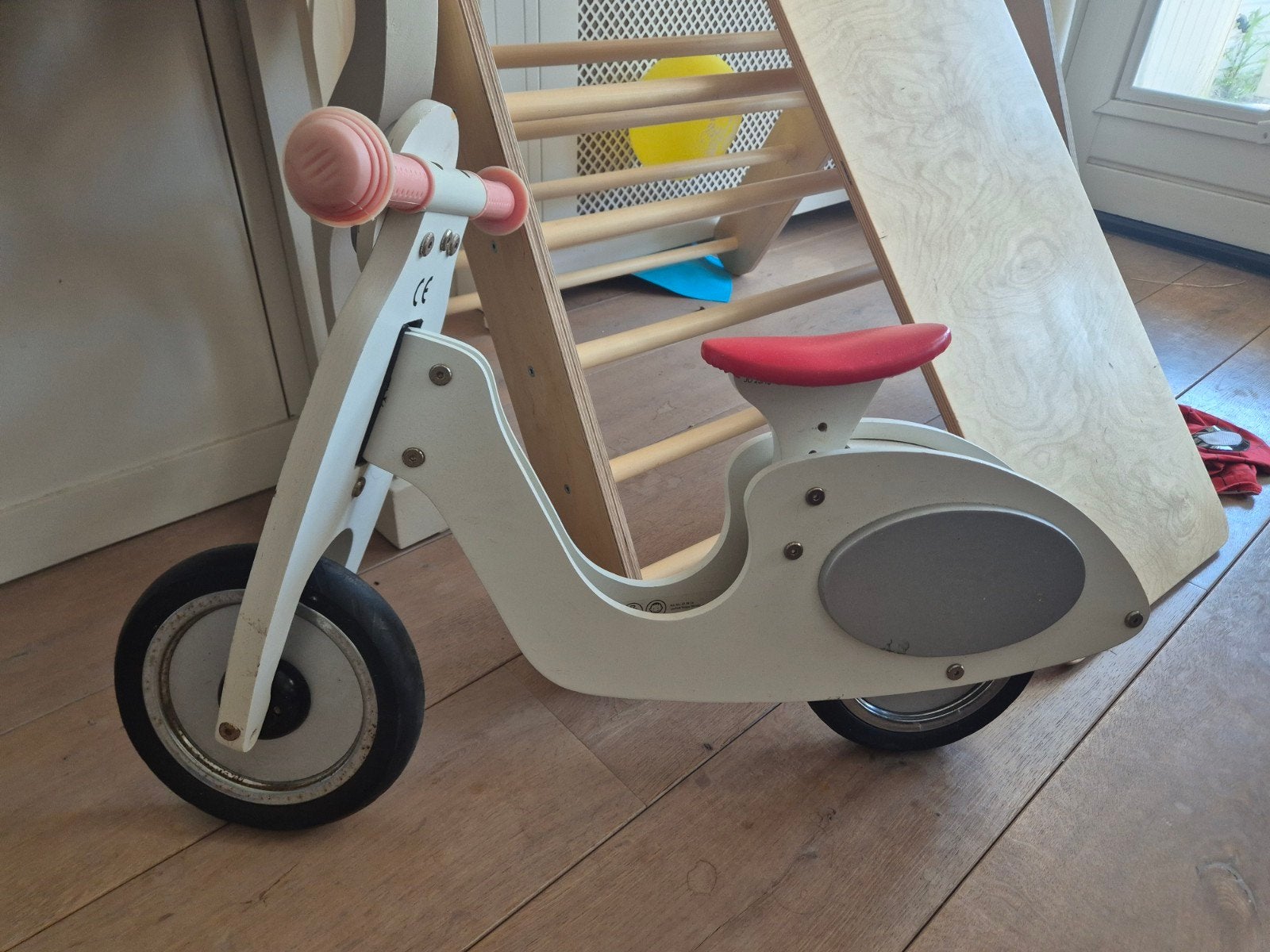 Loopfiets, pinolino vespa wanda, Kinderen en Baby's, Ophalen, Gebruikt, Loopfiets