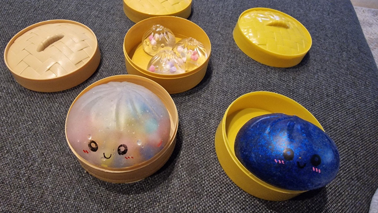 3 Doosjes Squishies: Waterbeads, Dumplings & Discolicht, Ophalen of Verzenden, Zo goed als nieuw, Jongen of Meisje