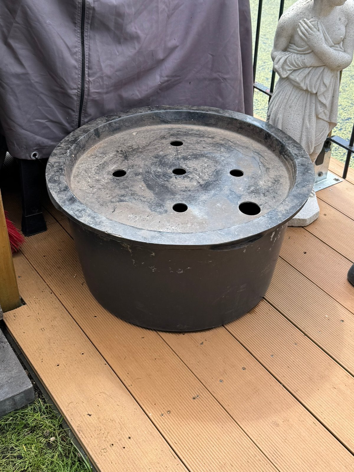 water opvang bak voor een fontein, Ophalen, Gebruikt, Beton, Overige typen