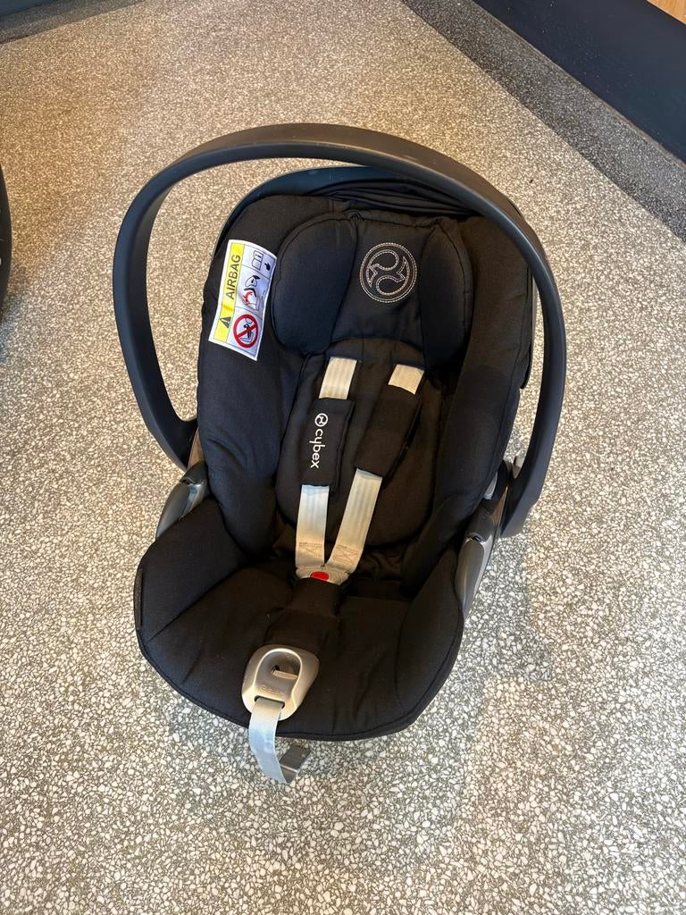 Cybex Cloud Z i-Size plus autostoeltje Deep Black, Slaapstand, Zo goed als nieuw, Isofix, 0 t/m 13 kg