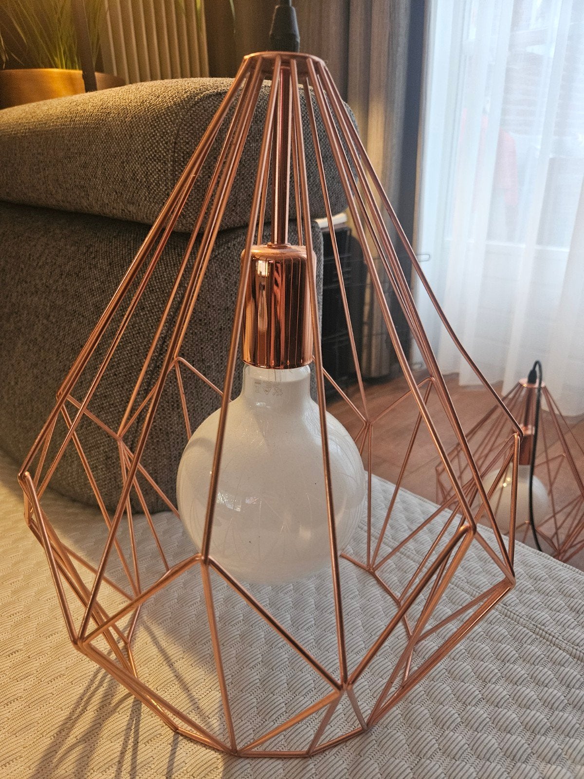 Set van 2 koper/rosegoud hanglampen met dimbare LED lampen, Huis en Inrichting, Ophalen, Zo goed als nieuw, Metaal, E27 (groot)