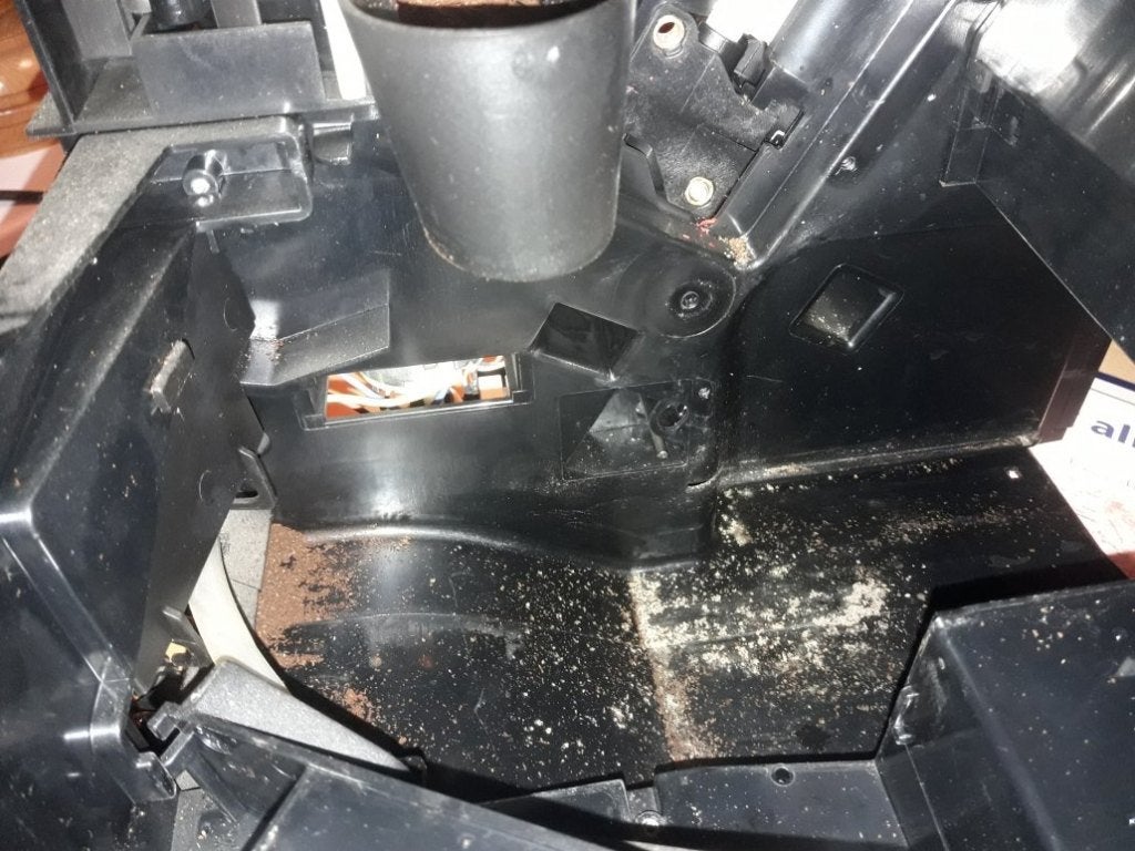 Onderhoud aan en reparatie van uw Jura koffiemachine, Ophalen, Gemalen koffie, Gebruikt, 10 kopjes of meer