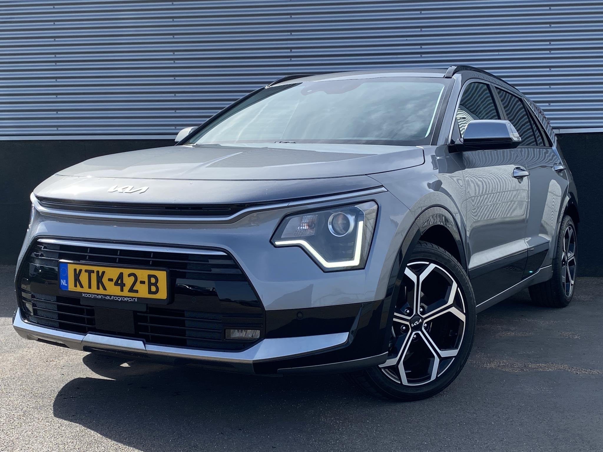 Kia Niro 1.6 GDi Hybrid DynamicLine Parkeersensoren, navigat, 1374 kg, Gebruikt, Euro 6, 129 pk