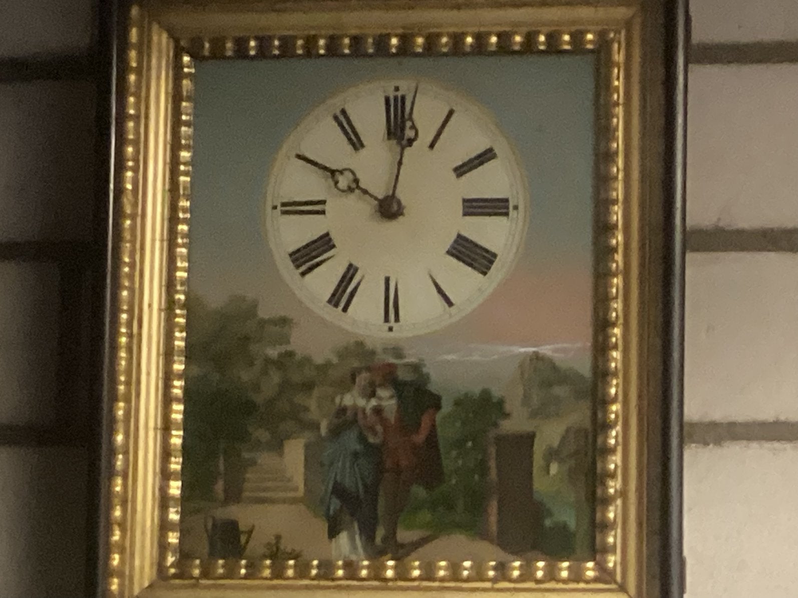 Te koop mooi goedlopend schilderij klok, Ophalen, Achter glas
