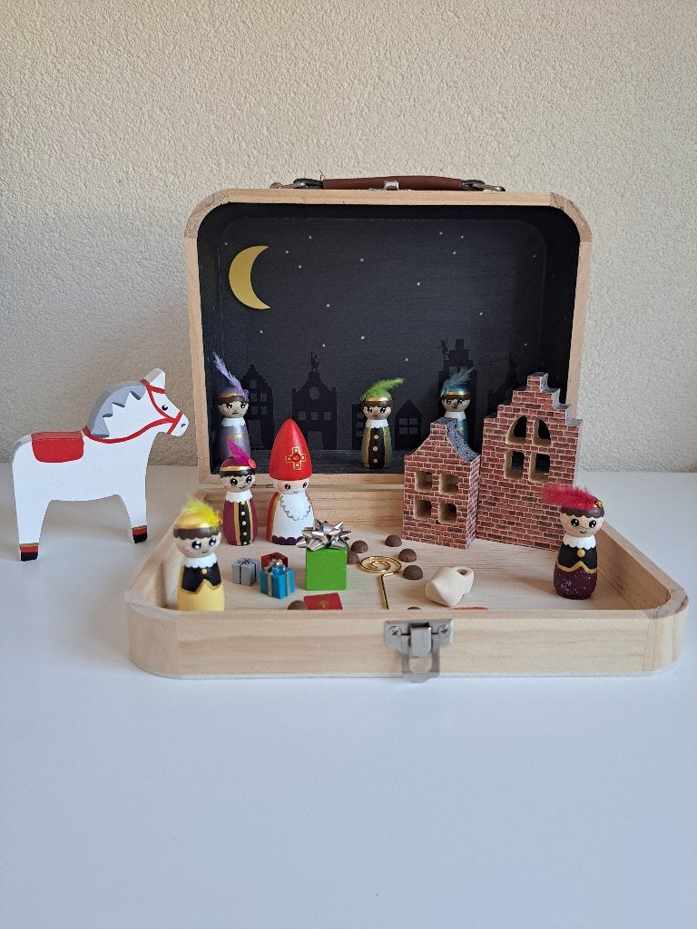 Sint koffertje pegdolls etc, Ophalen of Verzenden, Nieuw