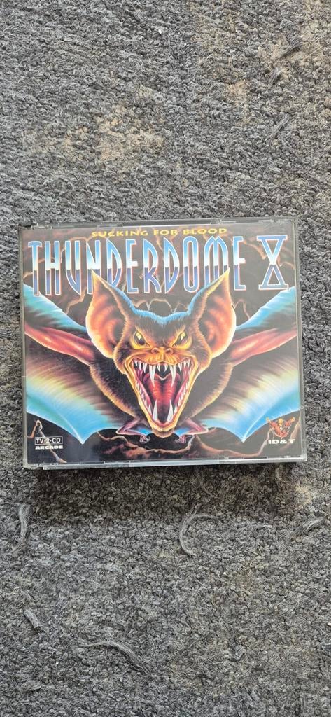 Thunderdome X 10, Ophalen of Verzenden, Zo goed als nieuw