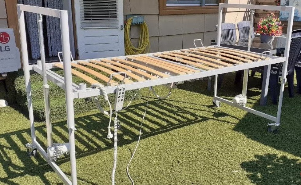 elektrisch hoog laag bed op wielen, Ophalen, Gebruikt