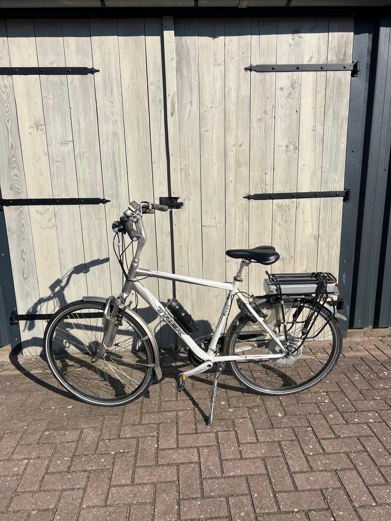 Trek T700 E-bike - Comfortabele elektrische fiets, Gebruikt, 51 tot 55 cm, 30 tot 50 km per accu, Ophalen