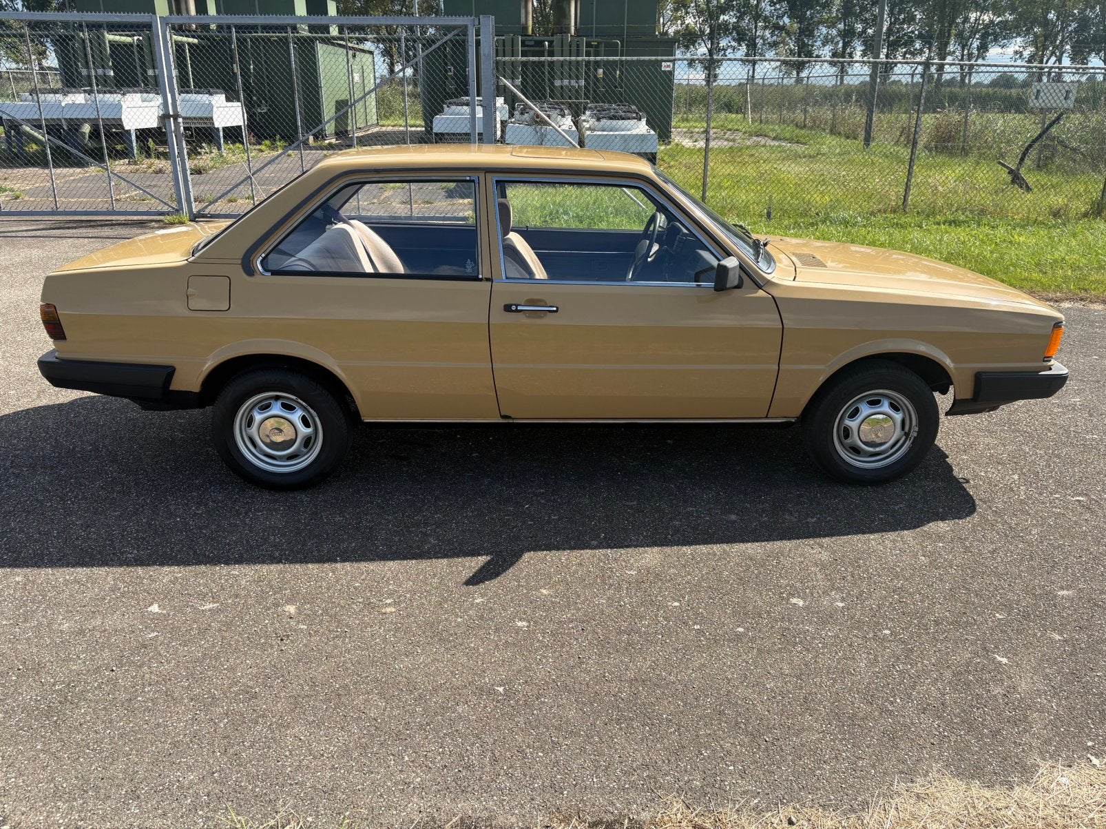 Audi 80 b2 uit 1982 2 deurs sedan zeldzaam, foto 4