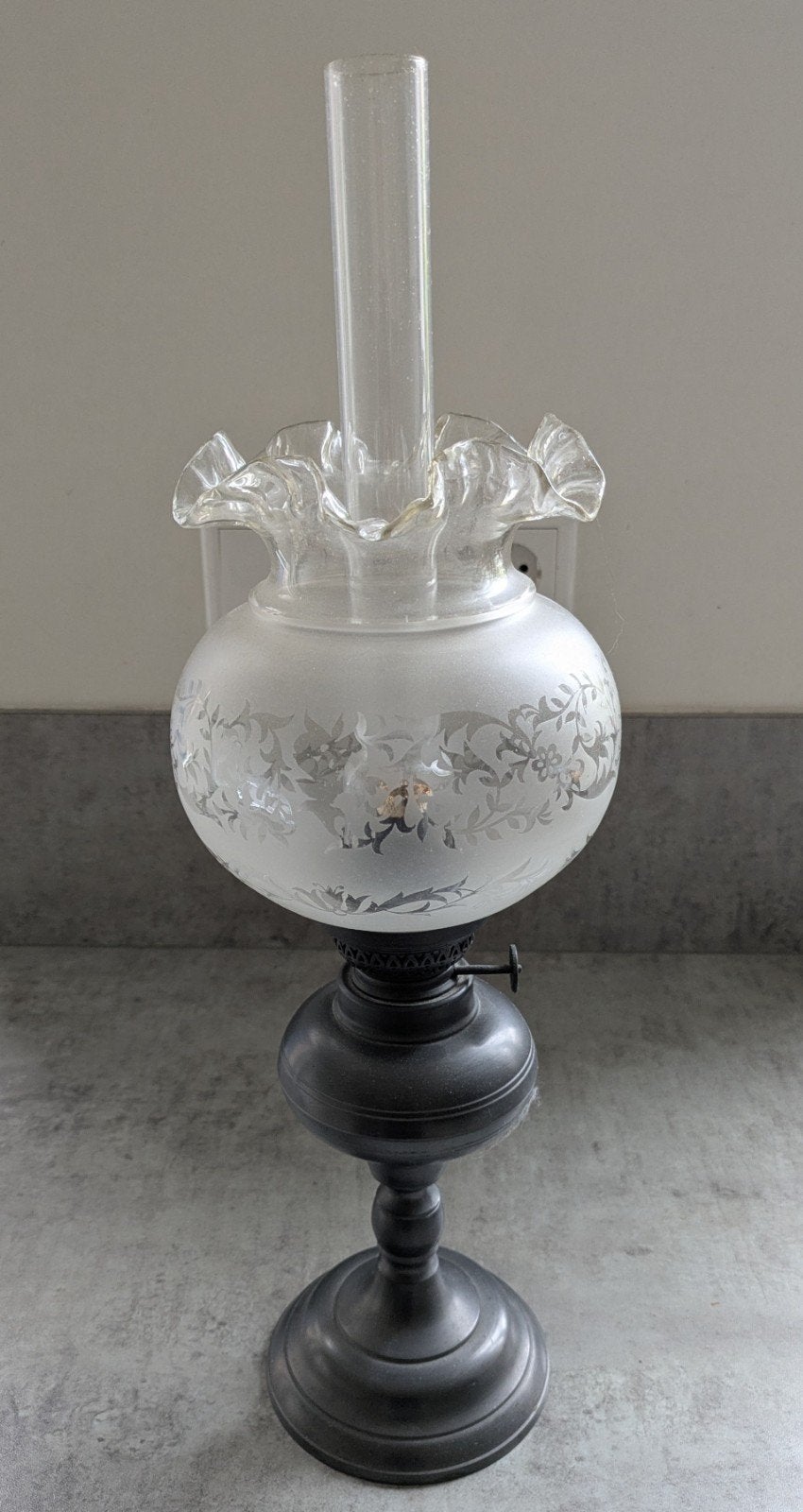 Olielamp met glazen kap, Ophalen of Verzenden