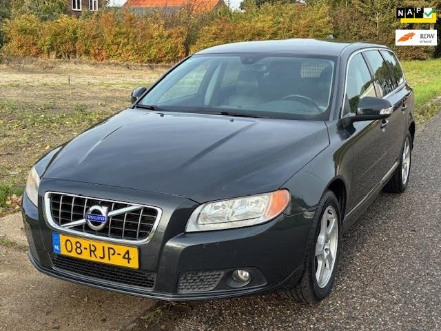 Volvo V70 1.6 T4 Momentum Automaat ECC Audio/CD Navigatie LM, Auto's, 1525 kg, Gebruikt, Zwart, 4 cilinders