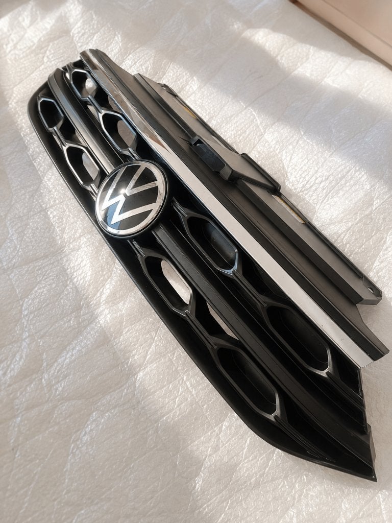 VW T Roc Grill Origineel Chroom met Embleem 2GA853651, Auto-onderdelen, Carrosserie en Plaatwerk, Gebruikt, Ophalen of Verzenden