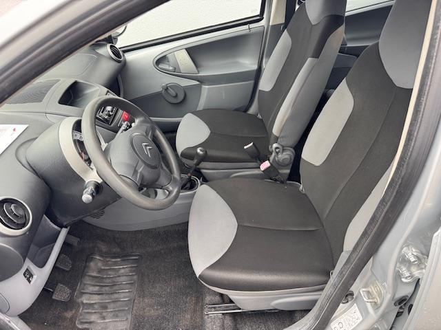 Citroen C1 1.0-12V Séduction, '10, 5-drs met een jaar apk !, Voorwielaandrijving, Stof, Gebruikt, Zwart