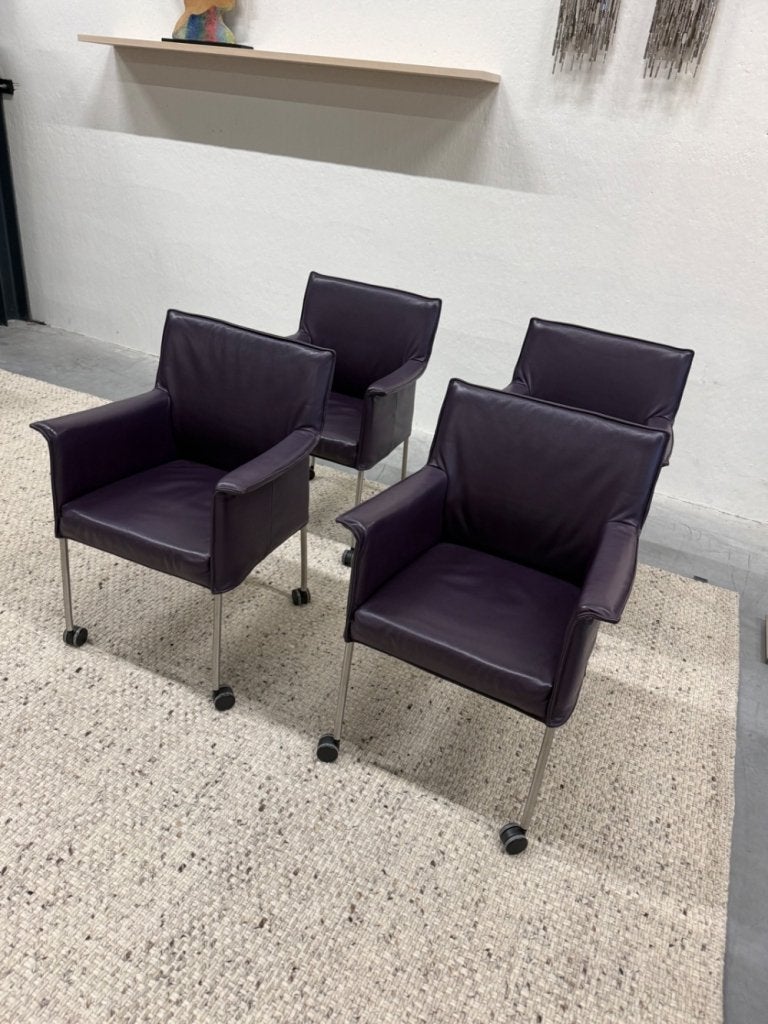 4 Design on Stock Gola Eetkamerstoel design stoel paars wiel, Huis en Inrichting, Stoelen, Overige kleuren, Gompenstraat 15, Design on Stock