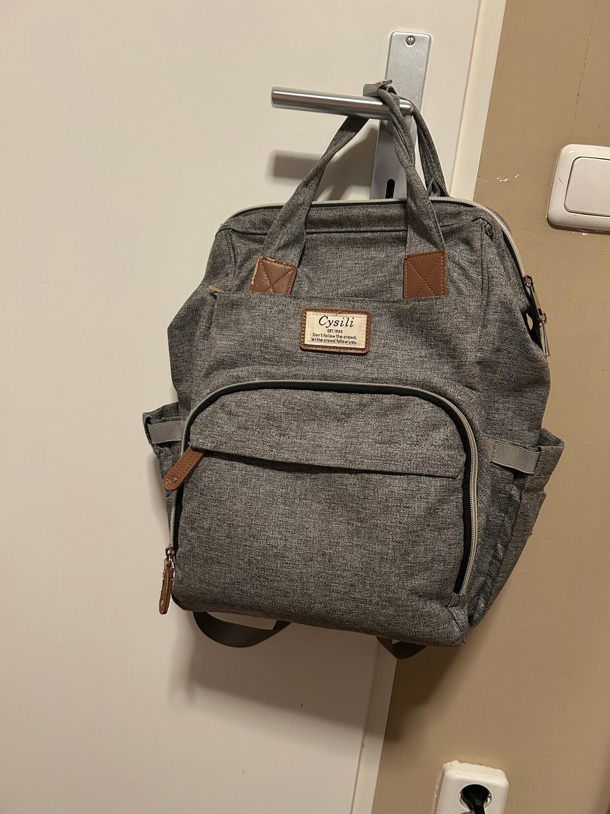 Handige luiertas/Diaper Bag - Goede staat, Kinderen en Baby's, Luiertassen, Overige merken, Extra vakken, Zo goed als nieuw, Grijs
