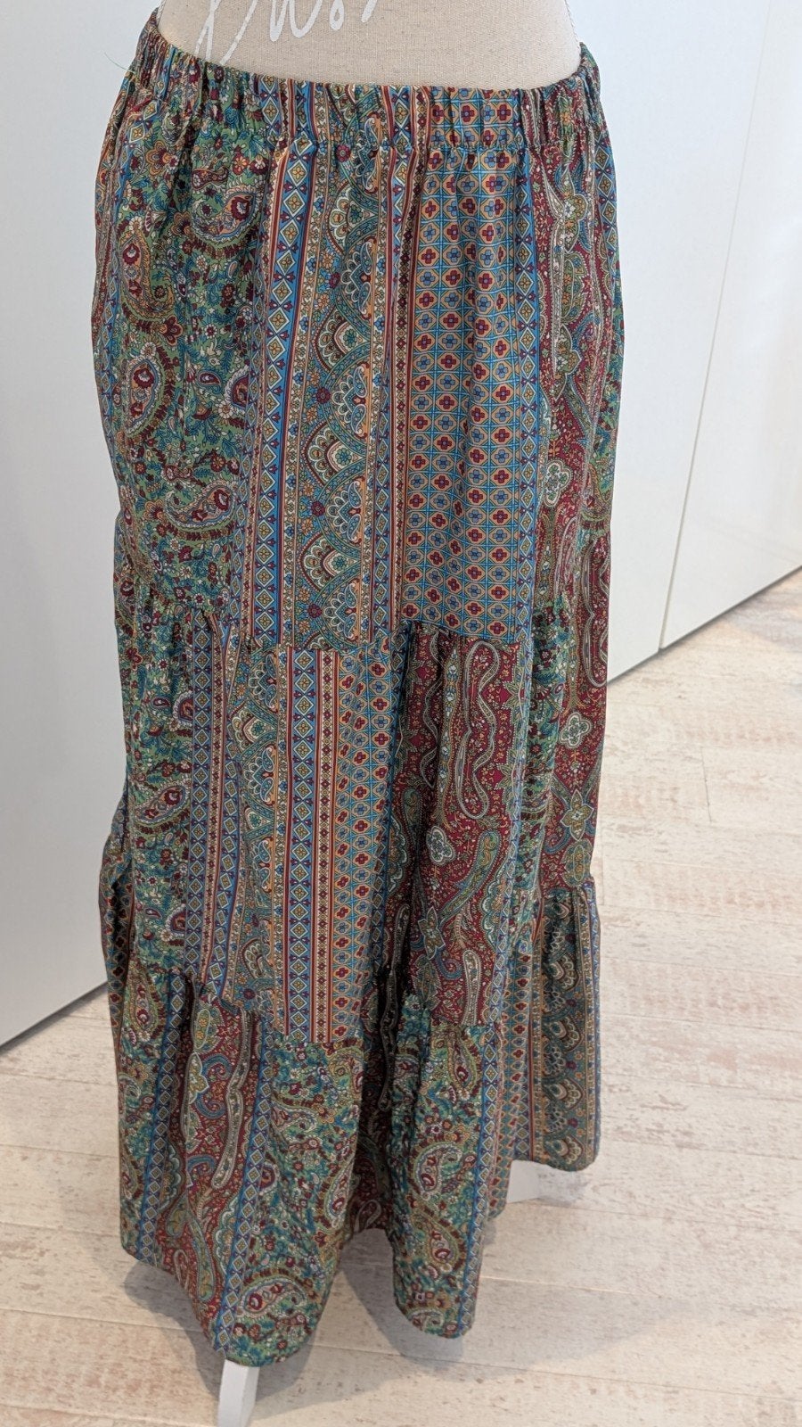 Ibiza Stijl Zijden Lange Rok op Elastische Band, Kleding | Dames, Rokken, Meerkleurig, Nieuw, Ophalen of Verzenden, Onder de knie