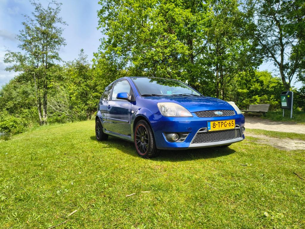 Ford Fiësta 2.0 16V ST 3DR 2007 Blauw 150PK, Voorwielaandrijving, 4 cilinders, Blauw, 49 €/maand