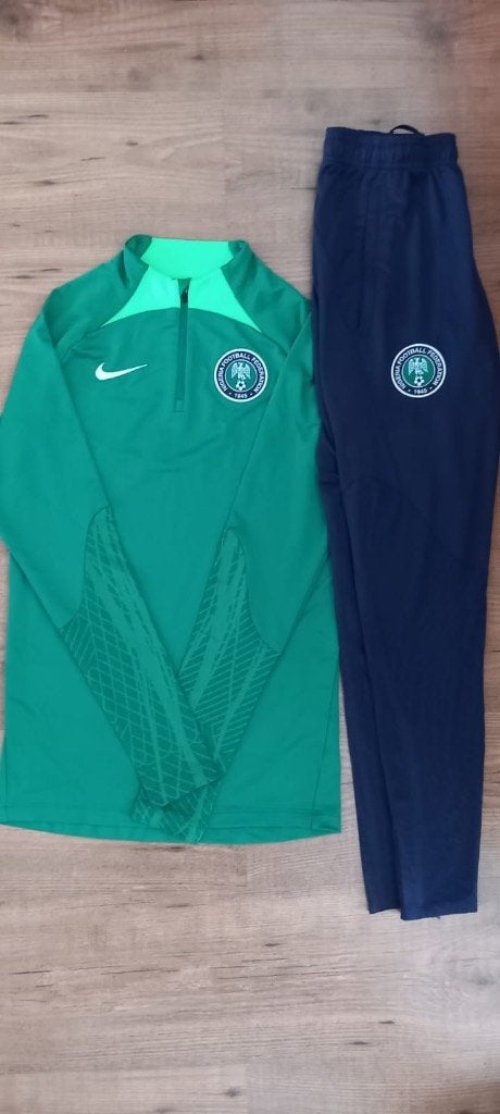 Nike Nigeria trainingspak, Nike, Ophalen of Verzenden, Zo goed als nieuw, Voetbal