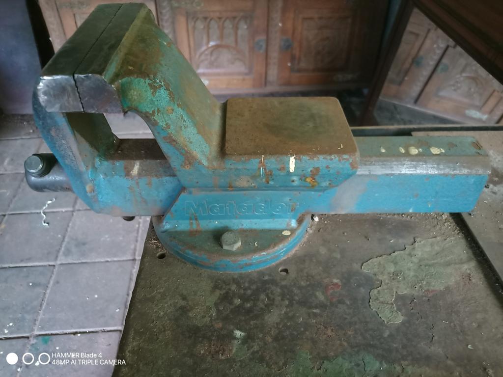 Bankschroef, Doe-het-zelf en Verbouw, Gereedschap | Handgereedschap, Ophalen